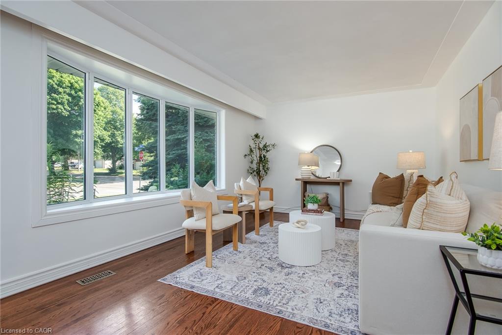 6 Strathcona Crescent Property Photo 8