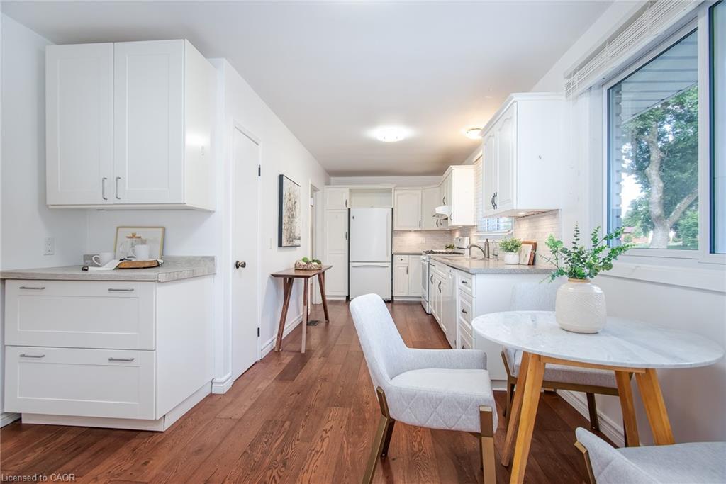 6 Strathcona Crescent Property Photo 12