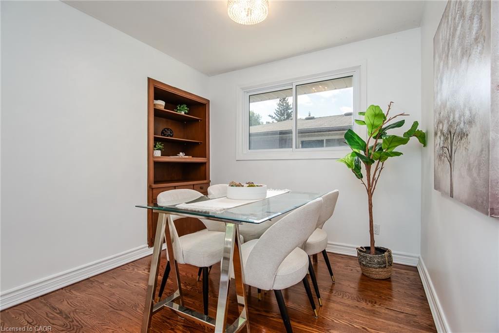 6 Strathcona Crescent Property Photo 16