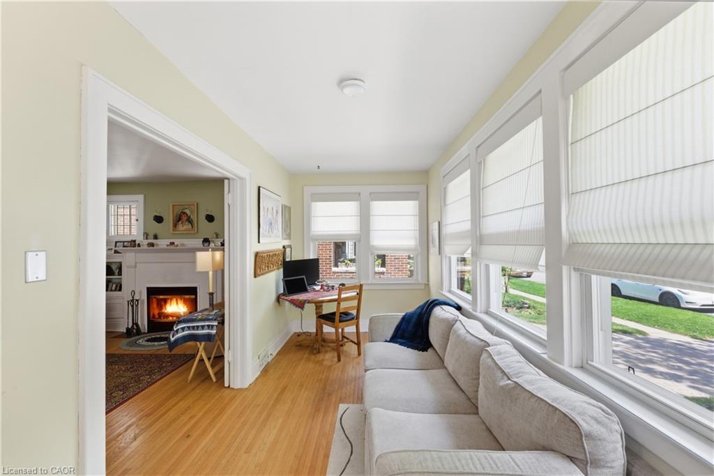 15 1/2 Wolseley Avenue Property Photo 4