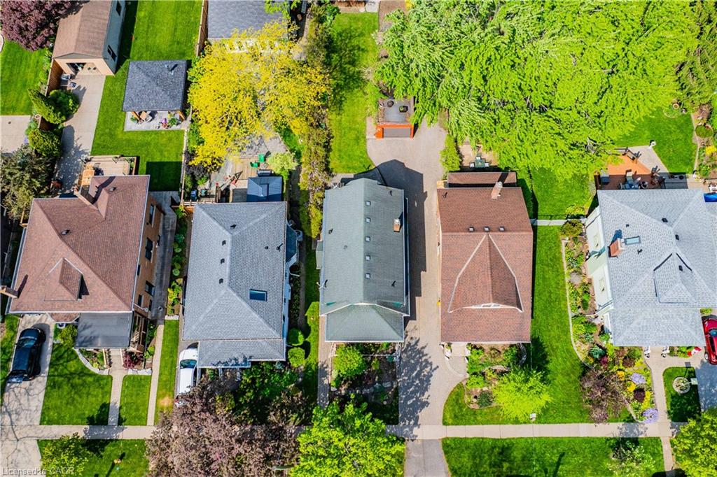 15 1/2 Wolseley Avenue Property Photo 23