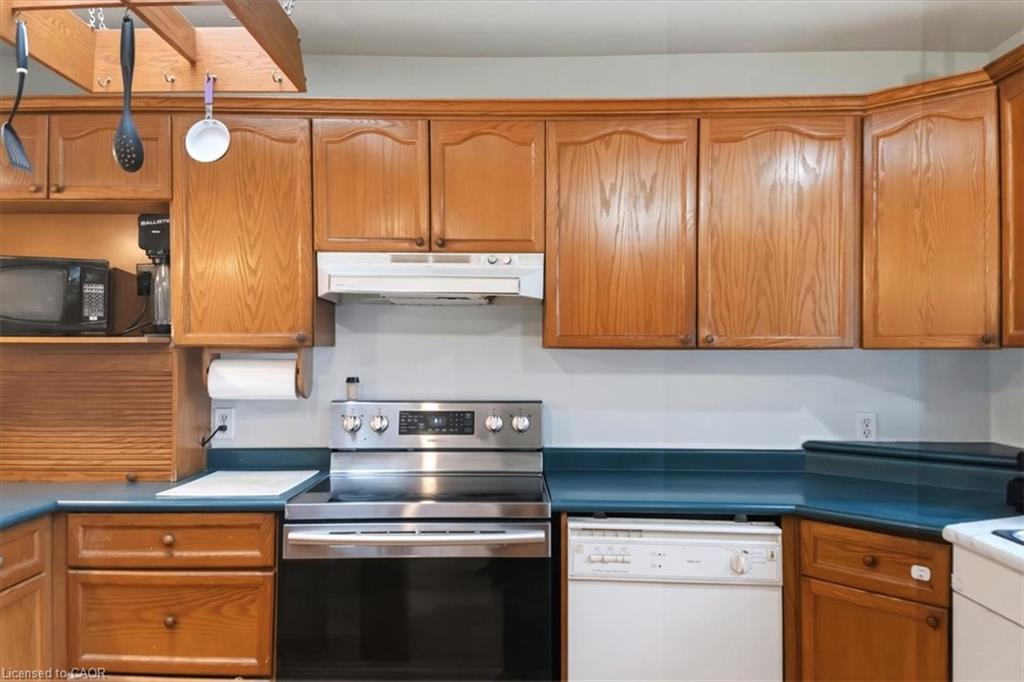 160 Davis Street Property Photo 15