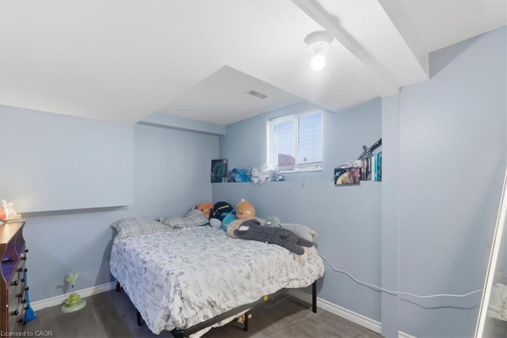 160 Davis Street Property Photo 28