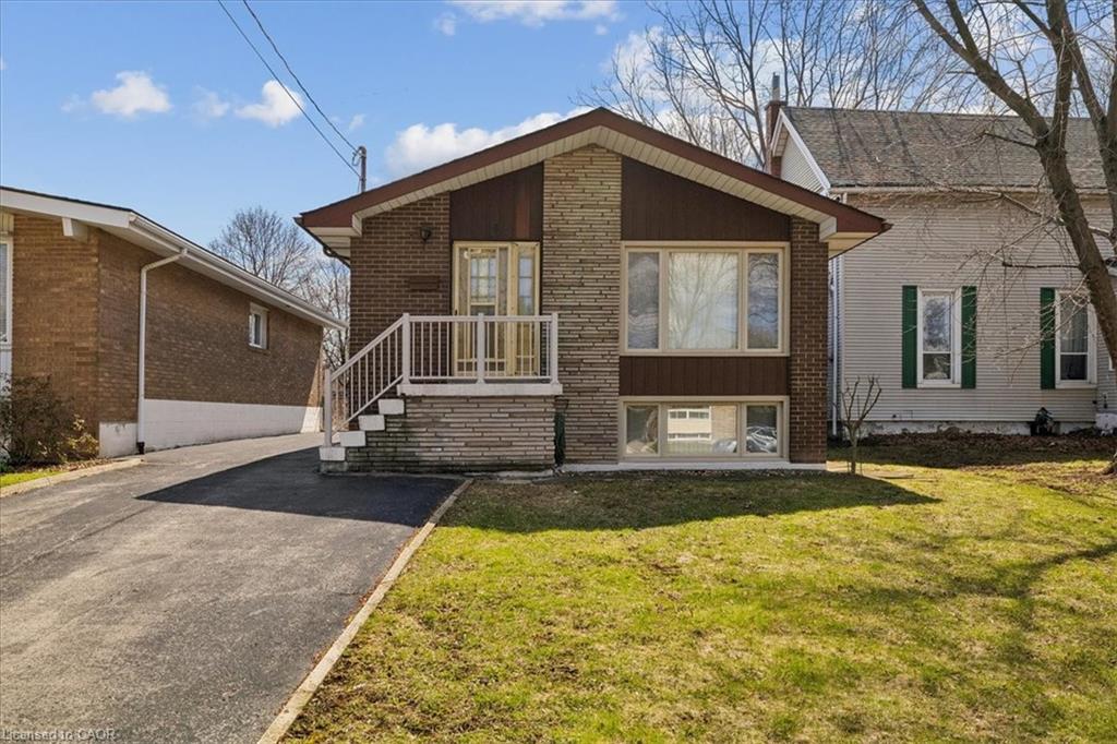 11 Duff Street Property Photo 1