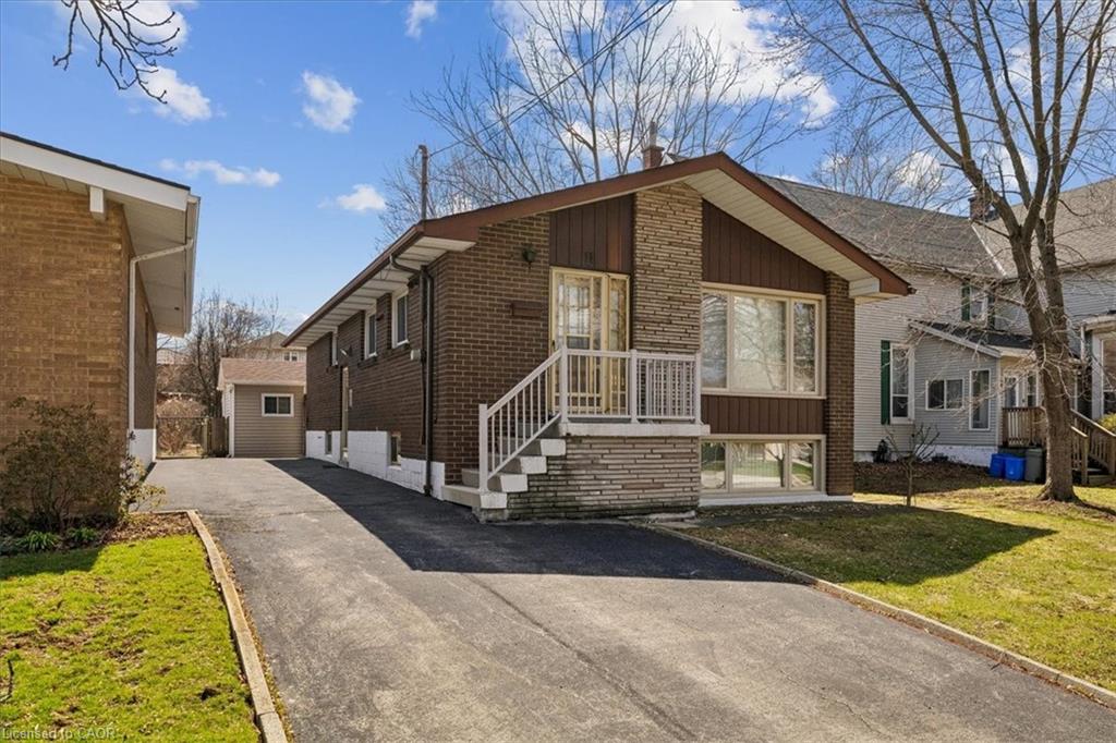 11 Duff Street Property Photo 3