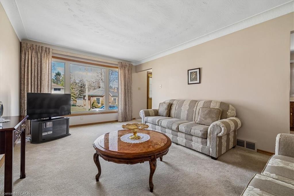 11 Duff Street Property Photo 10