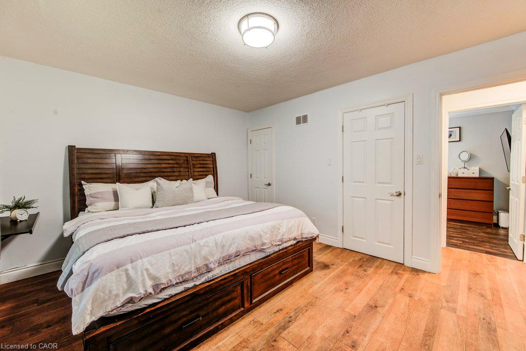 17 Crestwood Avenue Property Photo 21