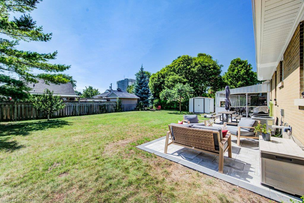 17 Crestwood Avenue Property Photo 33
