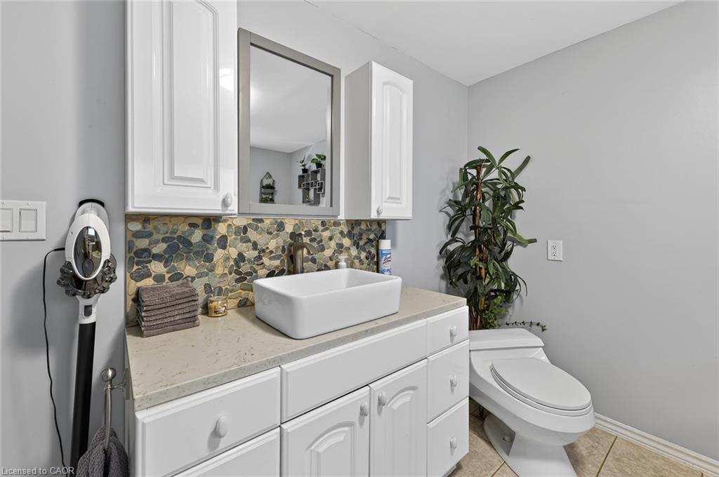 12 Jubilee Place Property Photo 29