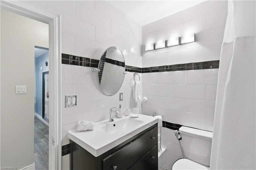 916 Stone Church Road E Property Photo 21