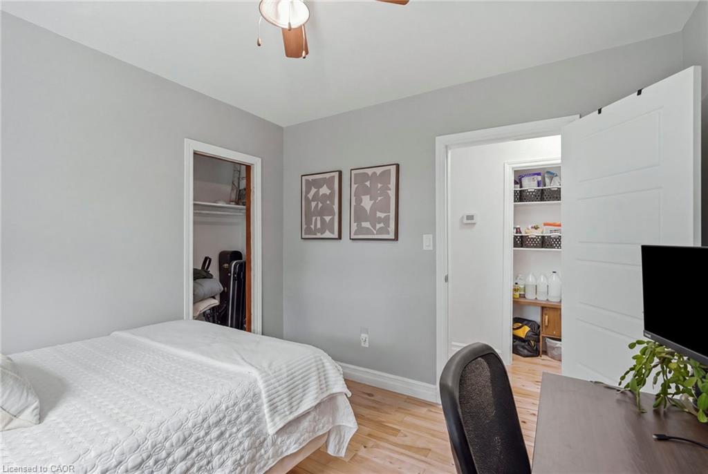 28 Kelson Avenue S Property Photo 16
