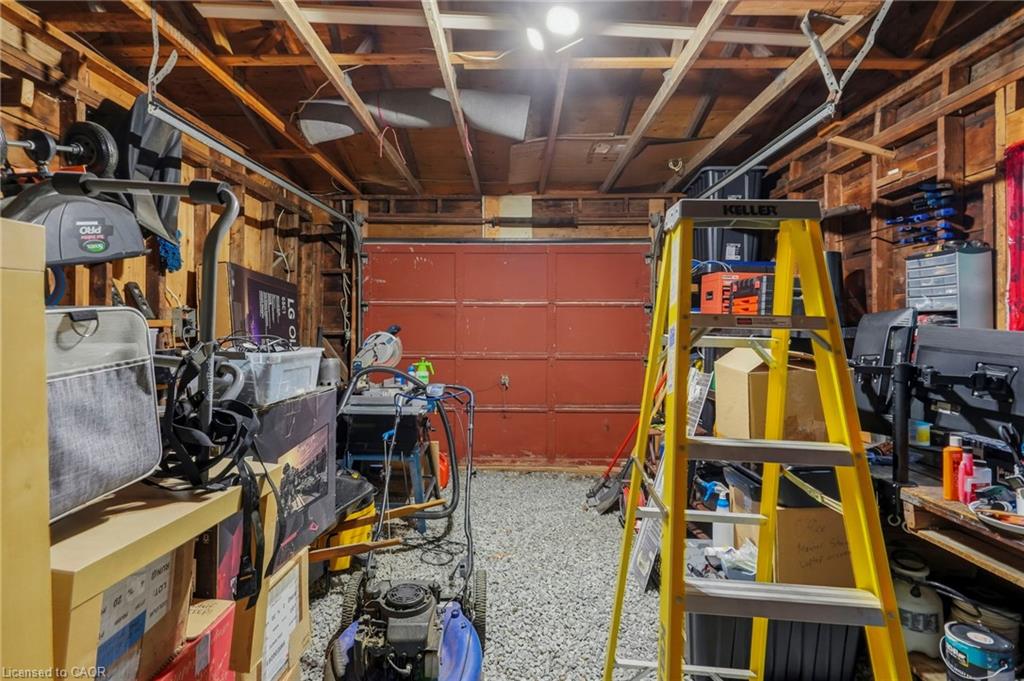 28 Kelson Avenue S Property Photo 21