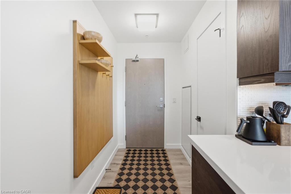 403-455 Charlton Avenue E Property Photo 3