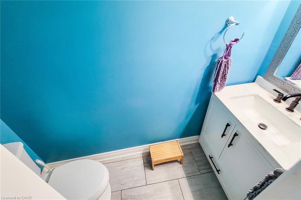 29 Woodside Square Property Photo 30