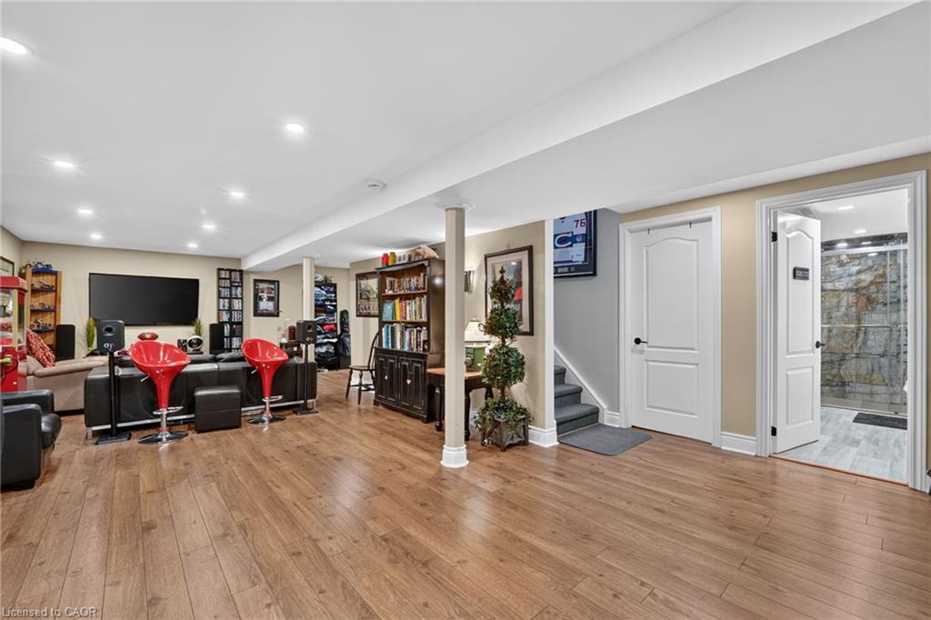74 Harley Avenue Property Photo 32