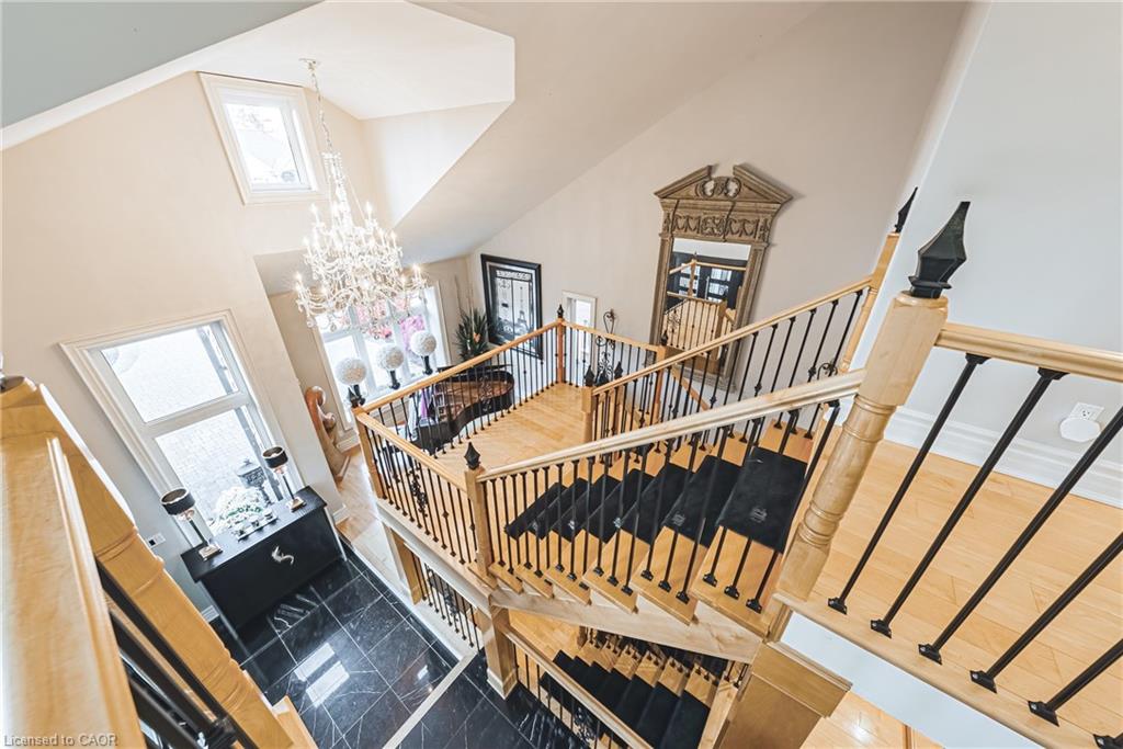 712 Highvalley Road Property Photo 22