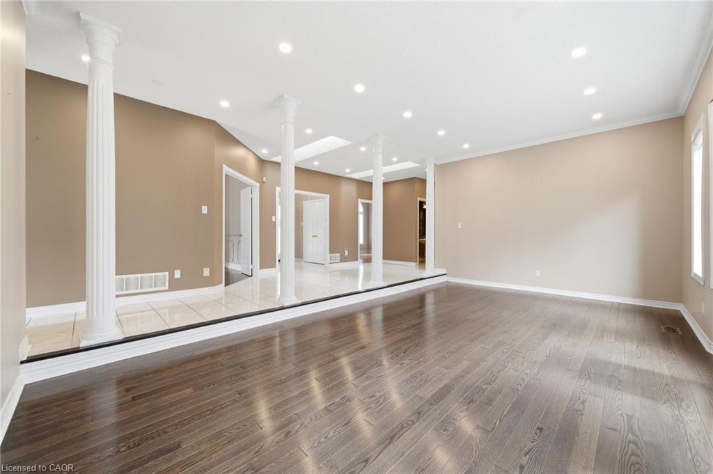 15 Treegrove Grove Property Photo 8