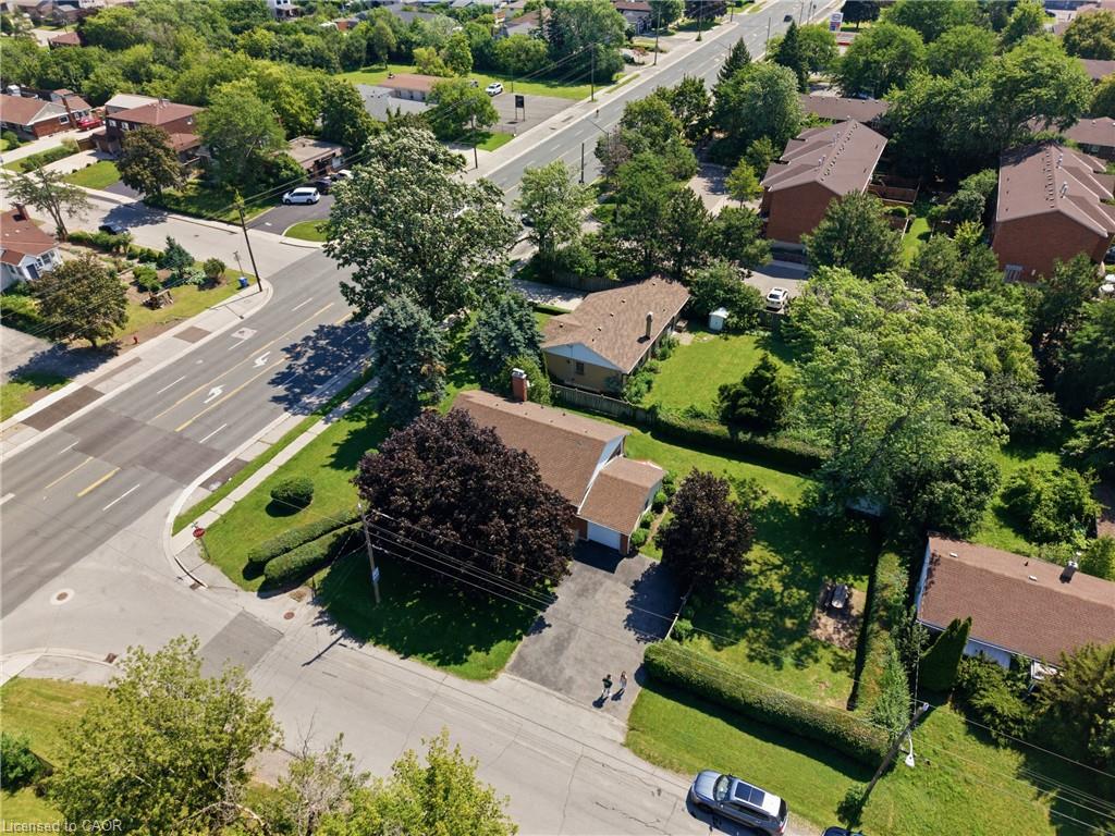 226 Highway 8 Avenue Property Photo 4