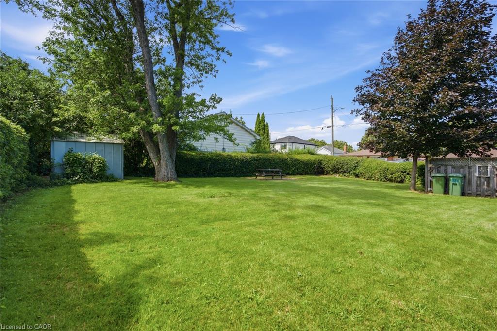 226 Highway 8 Avenue Property Photo 35
