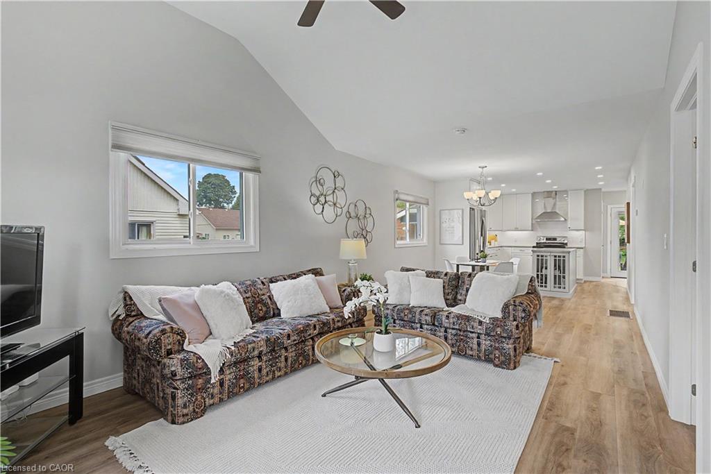 61 Maud Street Property Photo 10