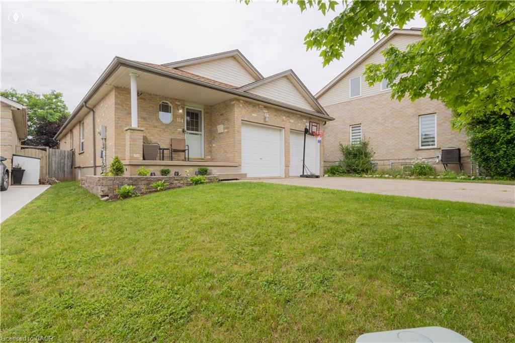 104 Kent Street Property Photo 2
