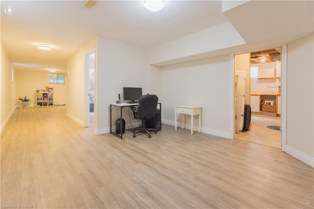 104 Kent Street Property Photo 33
