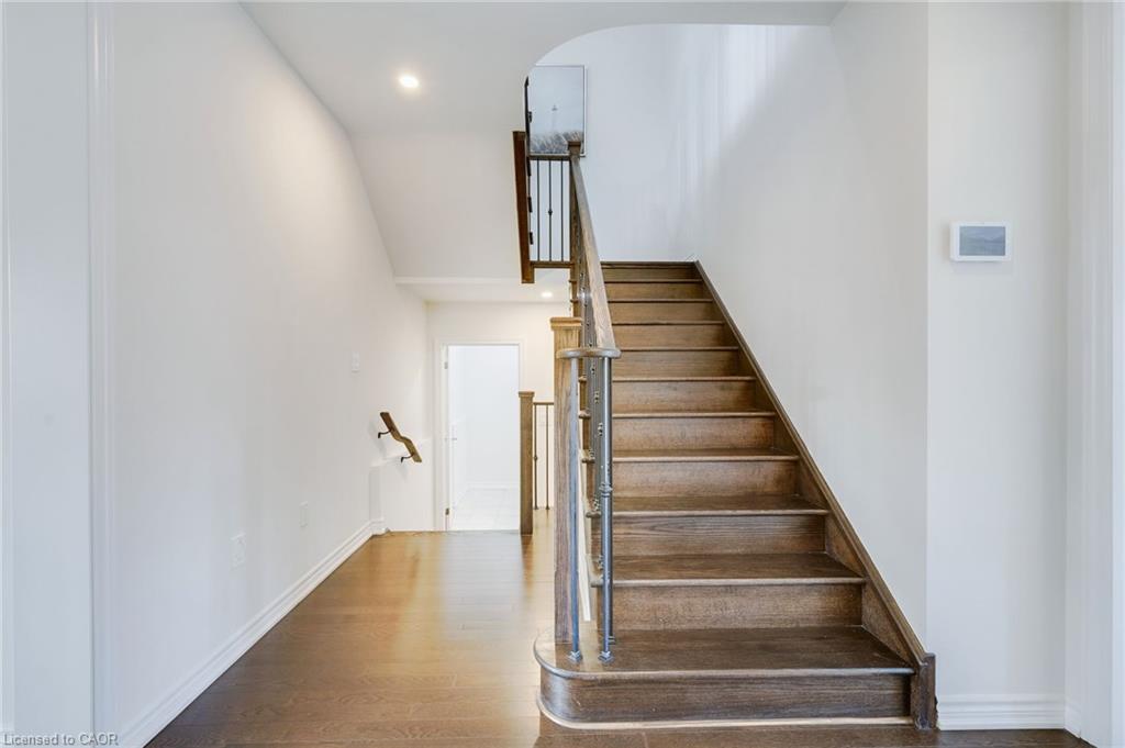 15 Douglas Kemp Crescent Property Photo 18