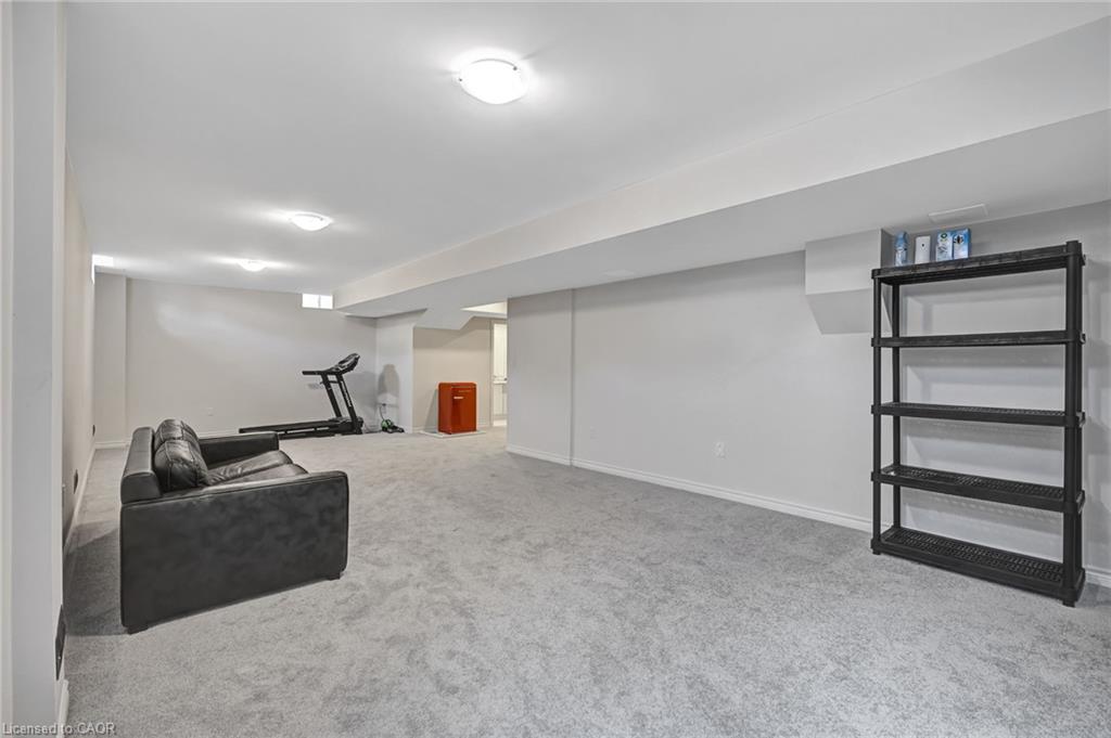 15 Douglas Kemp Crescent Property Photo 41