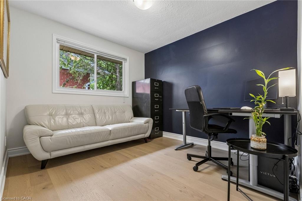 130 Hudson Crescent Property Photo 17