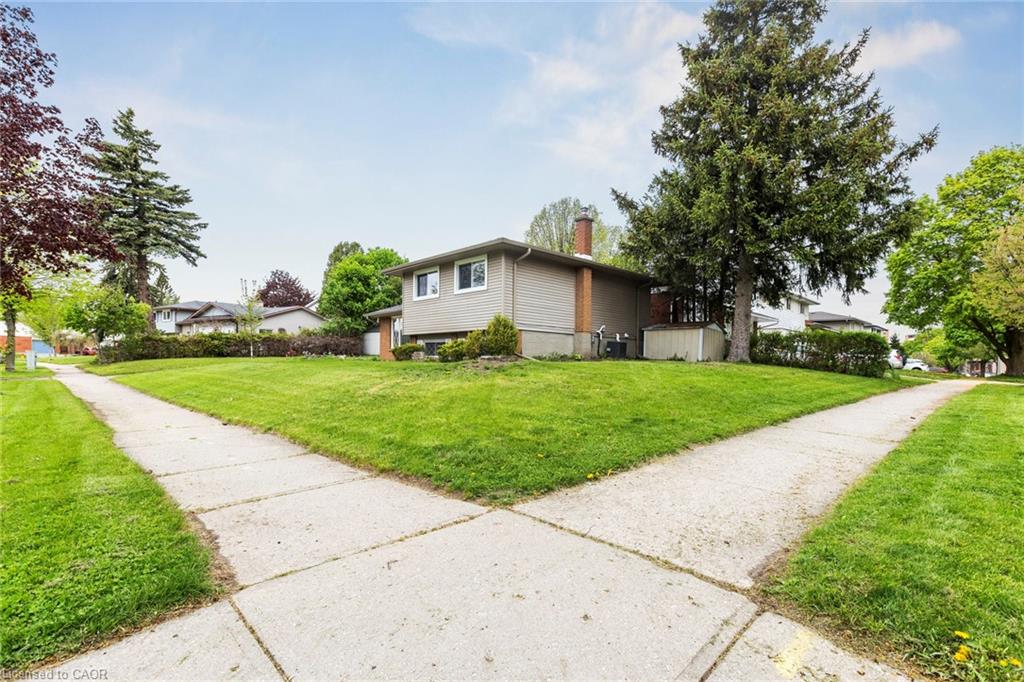 130 Hudson Crescent Property Photo 32