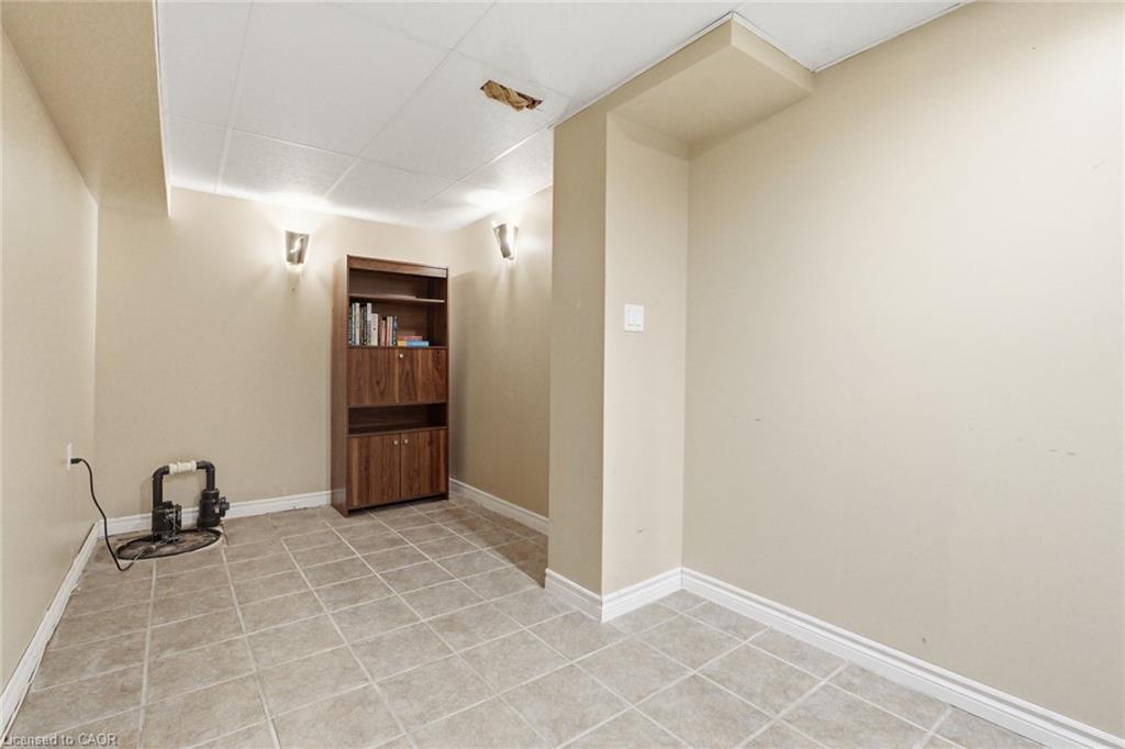14-2871 Darien Road Property Photo 38