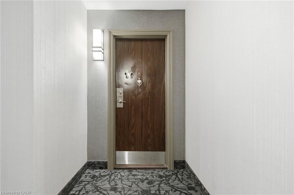 1702-75 Queen Street N Property Photo 8