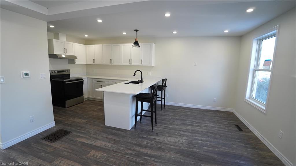 246 Forest Avenue Property Photo 8