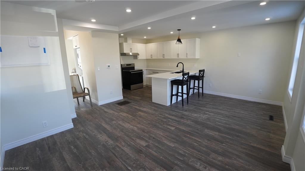 246 Forest Avenue Property Photo 9