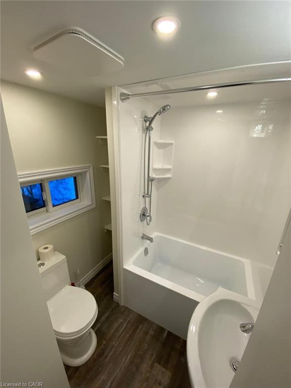 246 Forest Avenue Property Photo 10