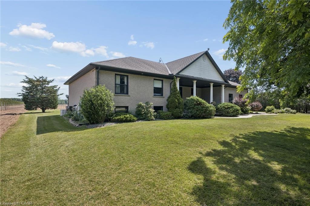 145292 Potters Road Property Photo 2
