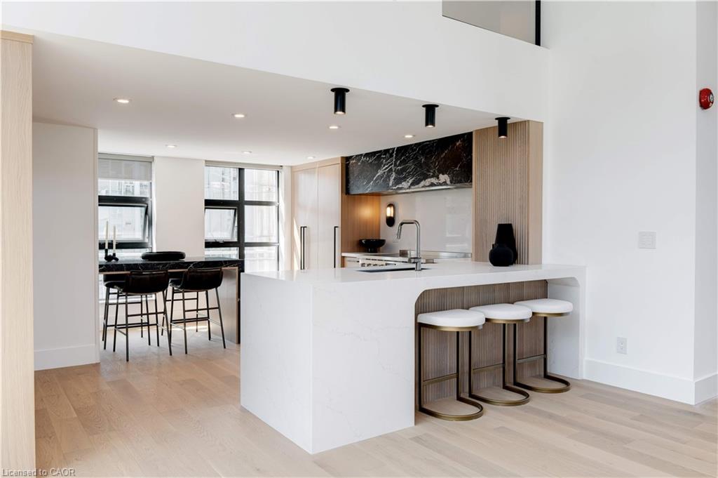 20 Niagara Street Property Photo 11