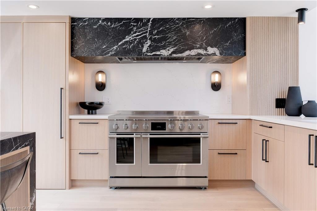 20 Niagara Street Property Photo 13