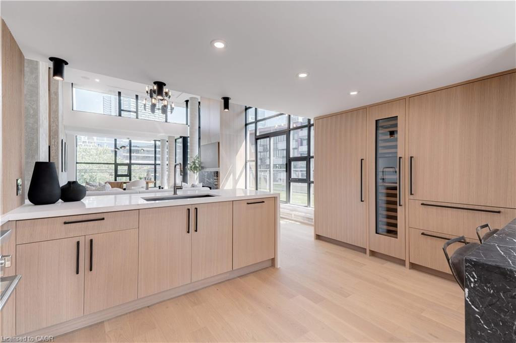 20 Niagara Street Property Photo 14