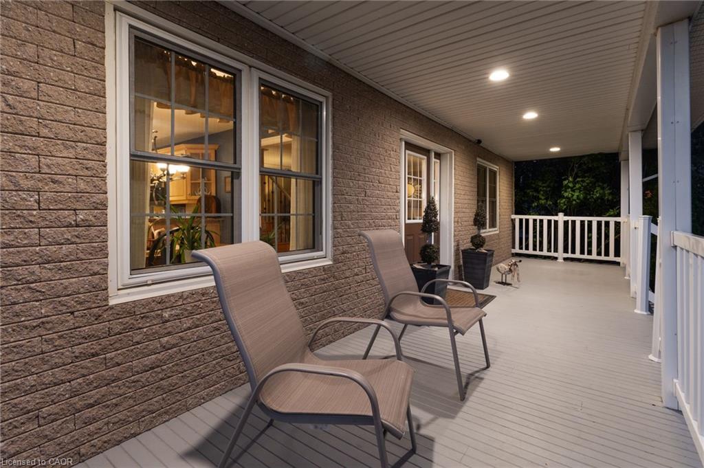 5276 Dickenson Road E Property Photo 19