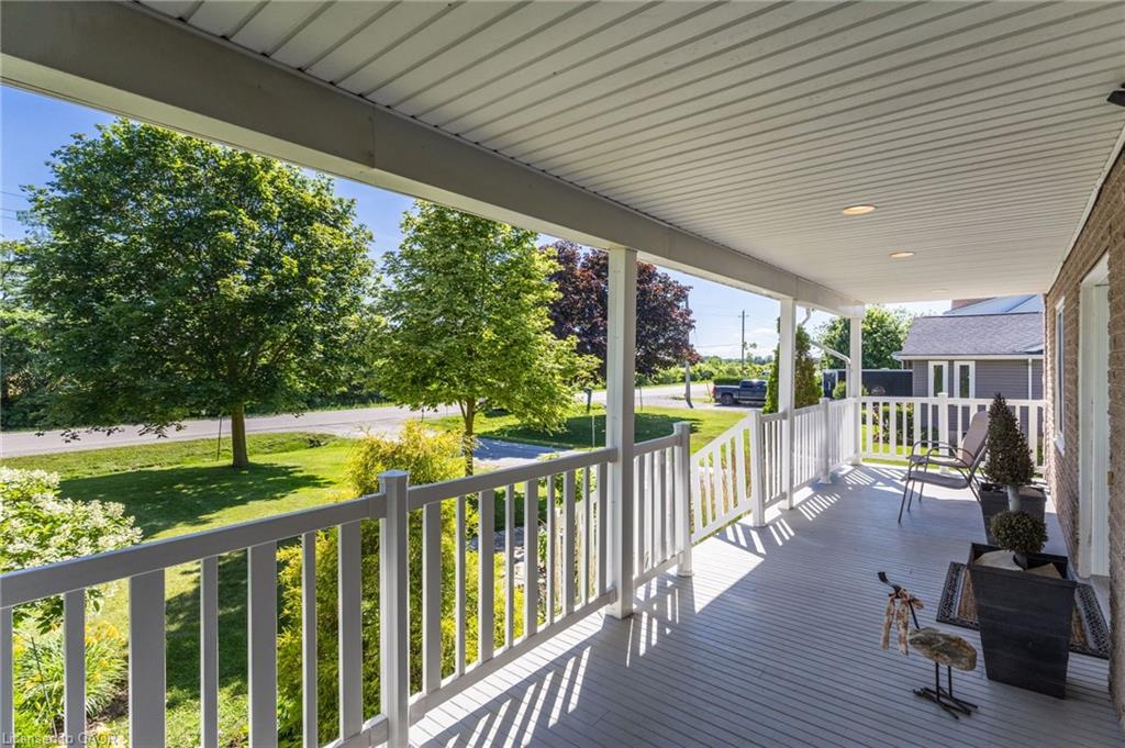 5276 Dickenson Road E Property Photo 20