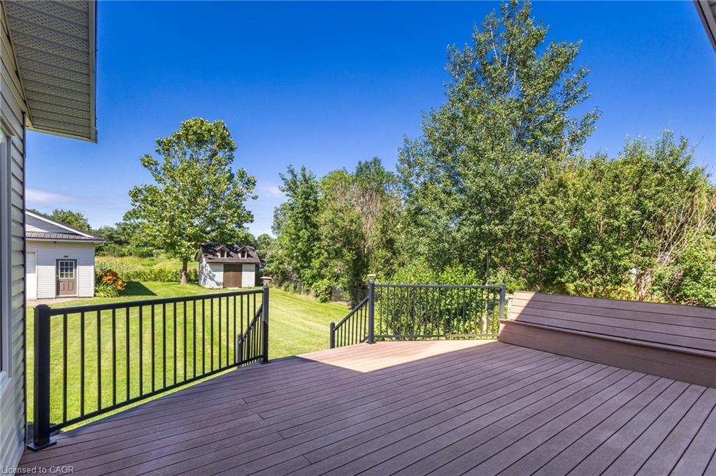 5276 Dickenson Road E Property Photo 37