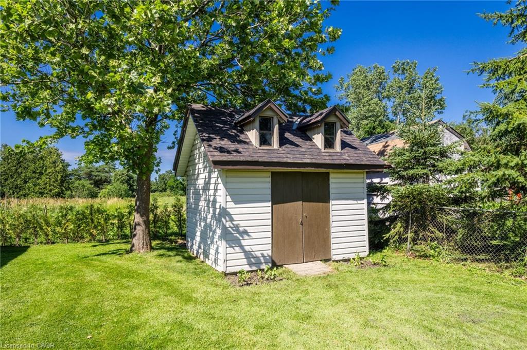 5276 Dickenson Road E Property Photo 39