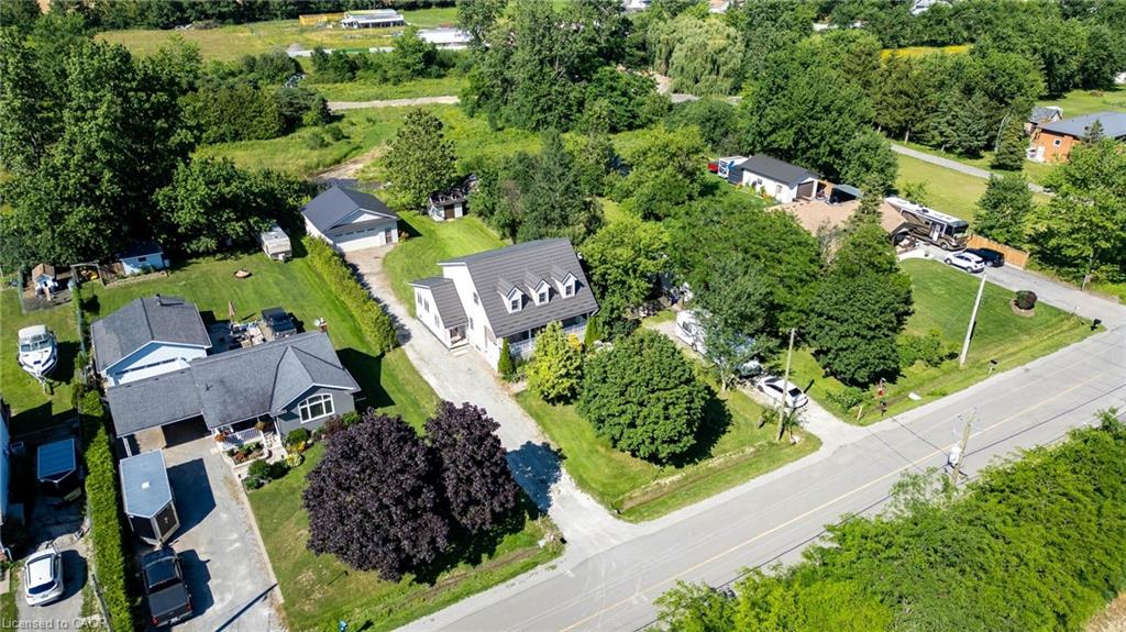 5276 Dickenson Road E Property Photo 46