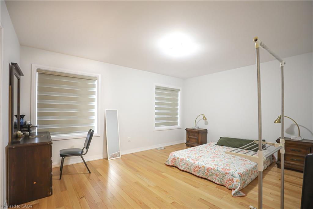 125 Silverwood Crescent Property Photo 25