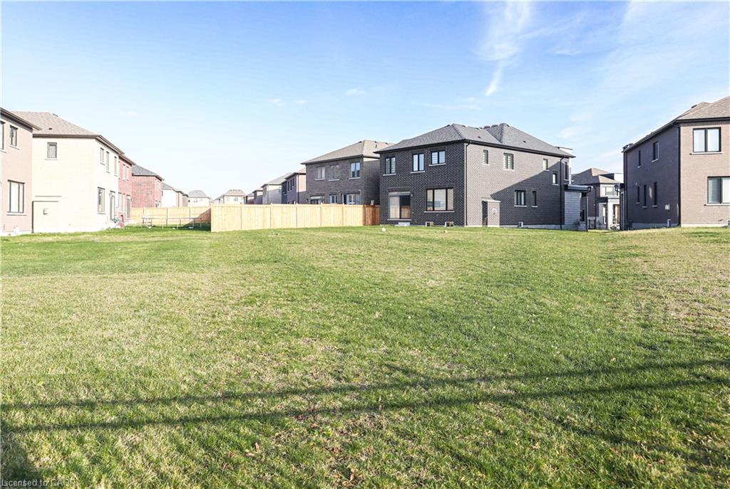 125 Silverwood Crescent Property Photo 29