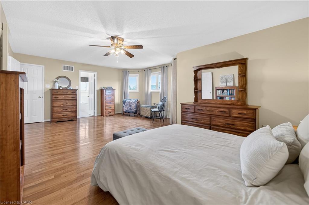 17 Eaton Street Property Photo 17