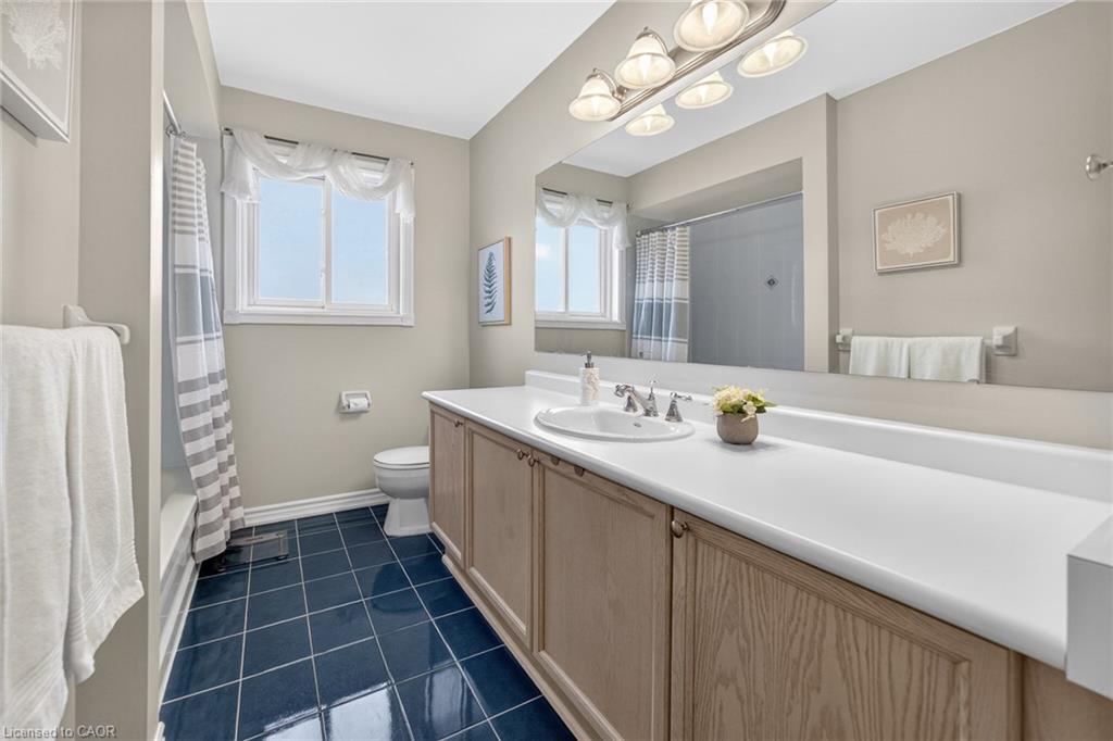 17 Eaton Street Property Photo 25