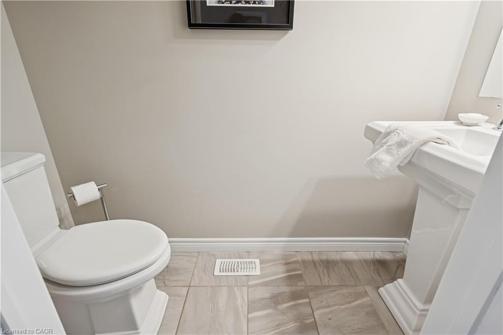 10 Chestnut Drive Property Photo 8