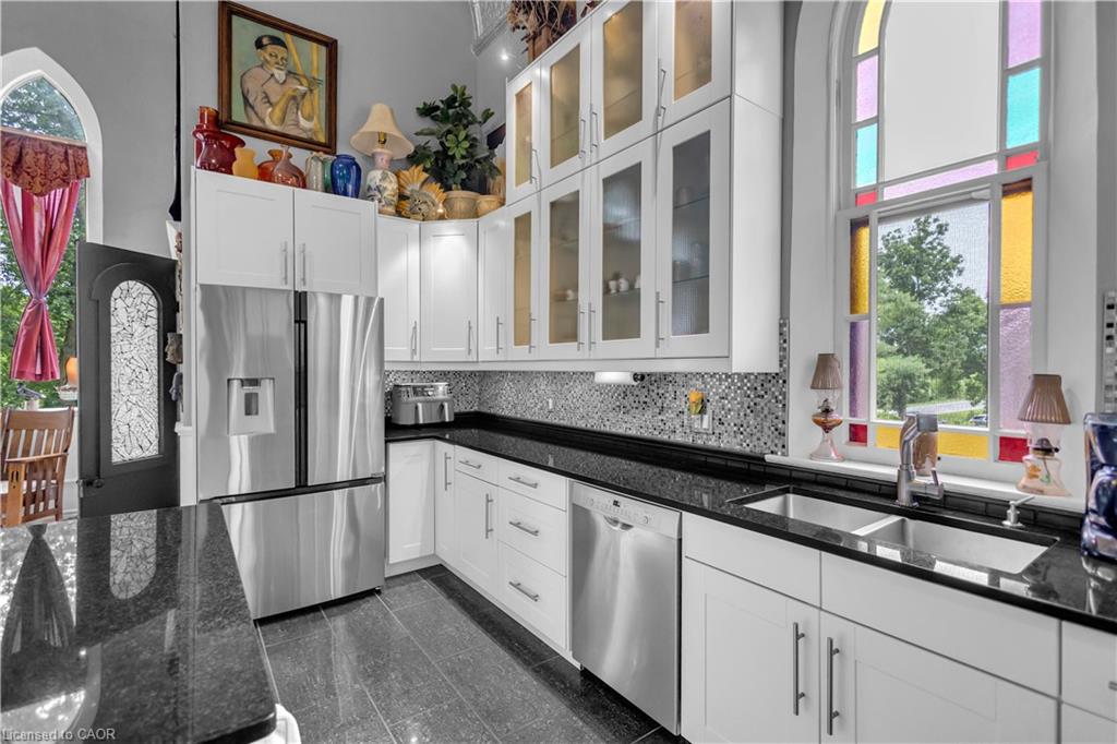 2376 East Quarter Line Road Property Photo 15